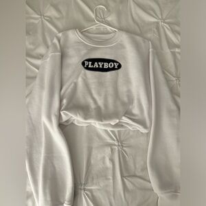 Playboy cropped sweater with long sleeves